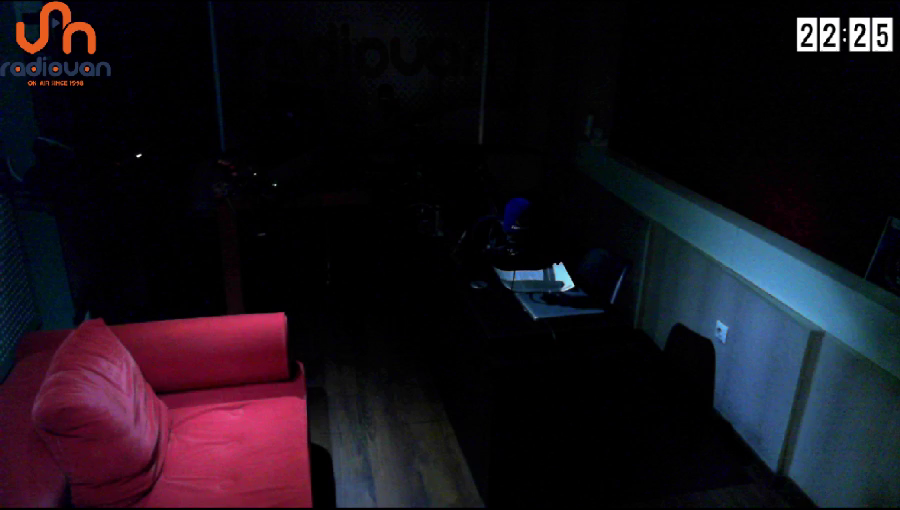 Watch Radio Van 103.0 FM